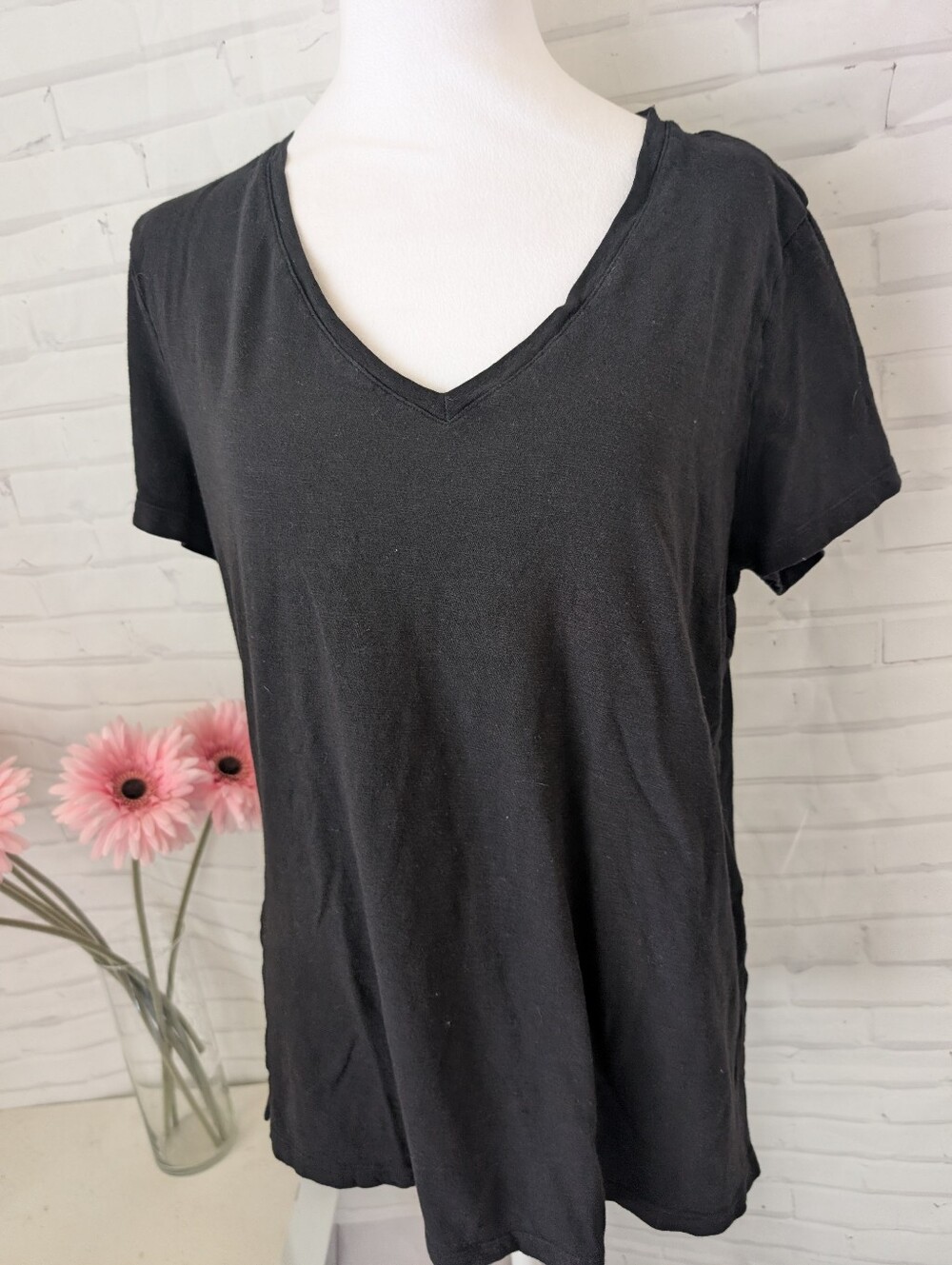 Felina Black V-Neck Women’s Tee